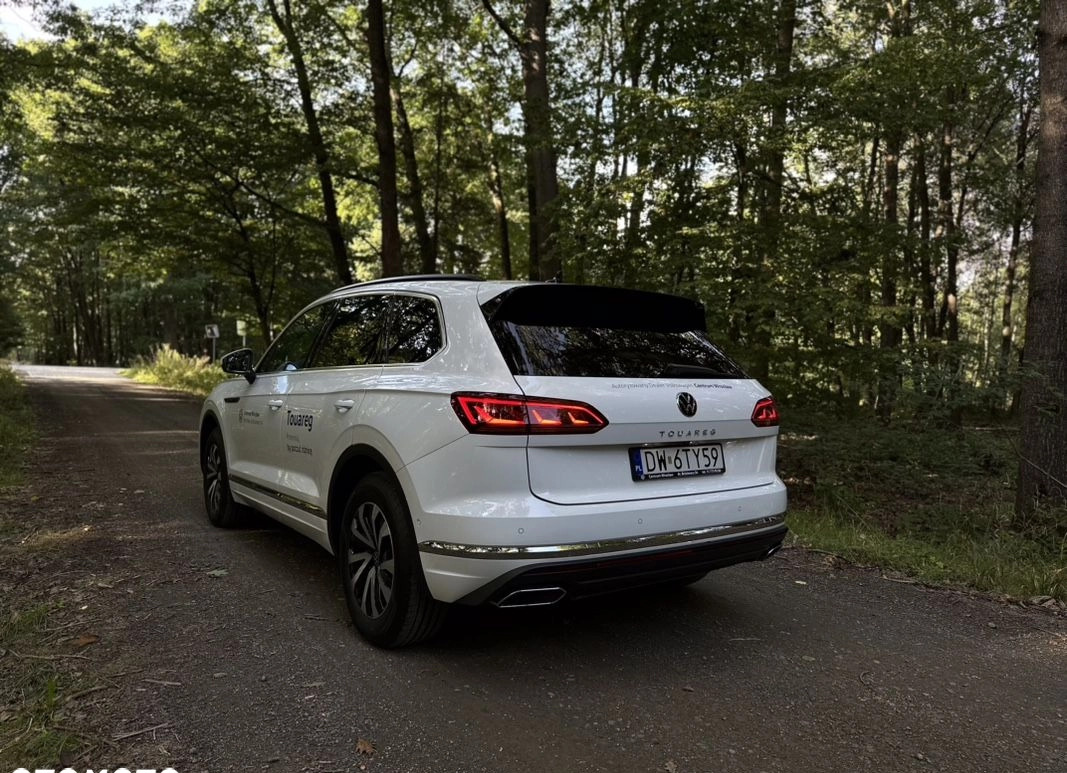 Volkswagen Touareg cena 363900 przebieg: 12000, rok produkcji 2022 z Rogoźno małe 301